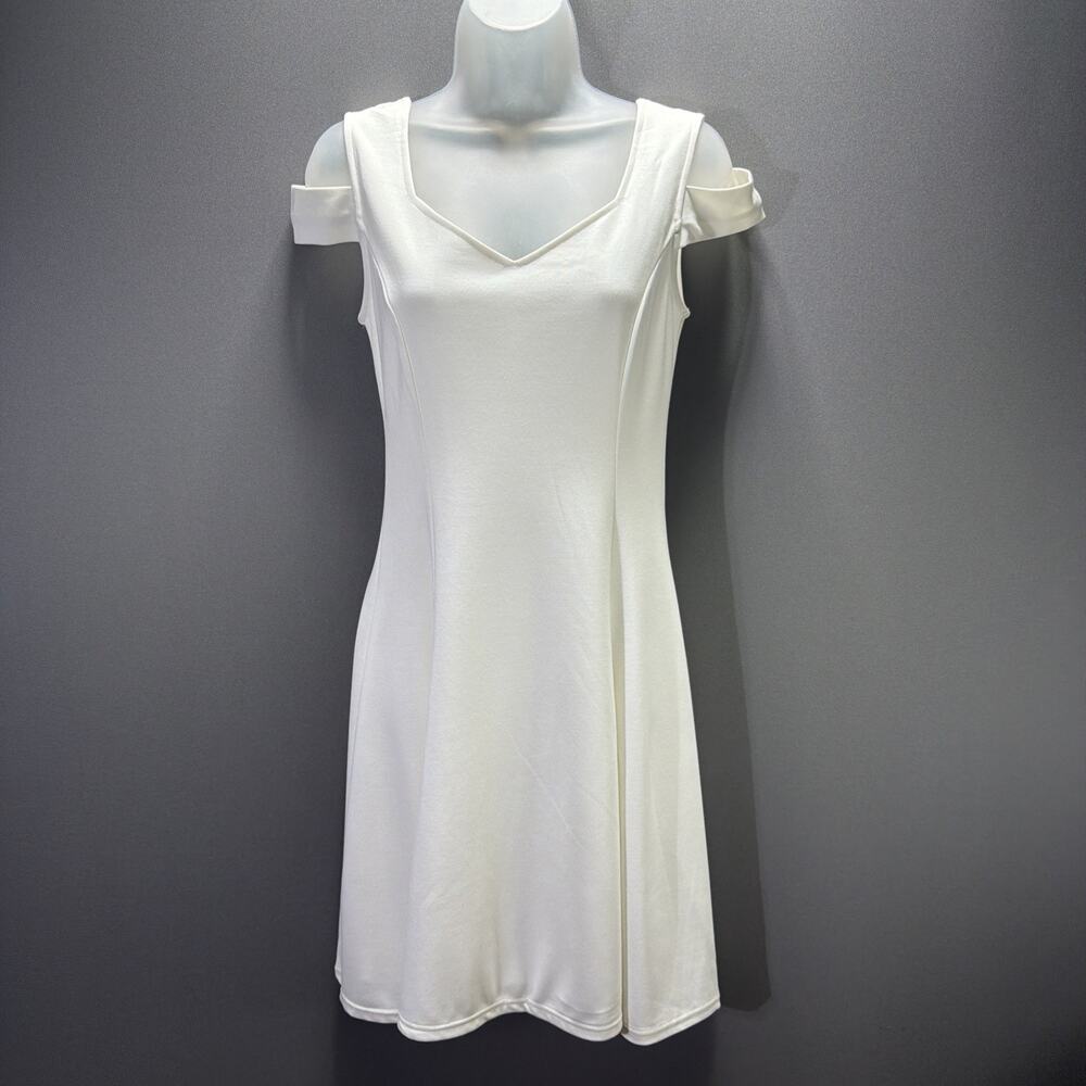 Ins Nova Women's Cold Shoulder Sleeve White V-Neck A-Line Dress Size Small NWT